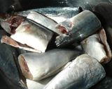 Hình bước làm 1 của món Cá nục kho mía