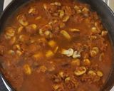 बेबी कॉर्न अँड मशरूम करी (baby corn and mushroom curry recipe in marathi) रेसिपी स्टेप 6 फोटो 