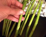 A picture of step 7 of Preparing/ Steaming Asparagus.
