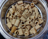 Foto del paso 1 de la receta: Pasta con chichas