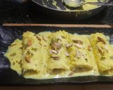 A picture of step 3 of Malai bread roll.