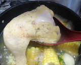 Foto del paso 1 de la receta: Pollo sudado con guiso criollo