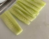 A picture of step 3 of Easy avocado sandwich.