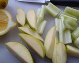 A picture of step 1 of Anti-Aging Fruit and Vegetable Juice.