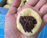 Foto langkah ke 6 dari resep Roti Manis Tanpa Ulen.