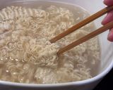XO醬炒泡麵的食譜步驟5照片