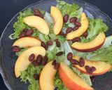 Hình bước làm 4 của món Salad Đào, Ức Gà, Đậu Đỏ