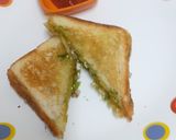 A picture of step 4 of Paneer capsicum, onion toast.