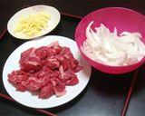 A picture of step 2 of Beef Rice Bowl with Cheese & Poached Egg.