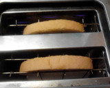 A picture of step 4 of Bacon & Jelly on Toast.