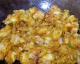 A picture of step 3 of Aloo bonda.