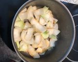 Foto del paso 1 de la receta: Sopa de cebolla