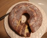 Foto del passaggio 3 della ricetta Ciambella bicolore con ciobar