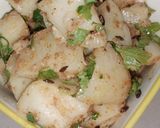 A picture of step 3 of Jeera aloo.