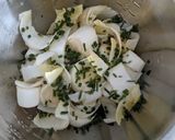 Une image de l'étape 2 de Salade d'endives aux oeufs de lompe.