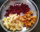 A picture of step 1 of Fruit Raita.
