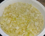 Foto del paso 2 de la receta: Habas con vaina fritas con jamón