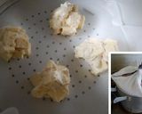 A picture of step 4 of Rich and Chewy Ogre Dumplings (Oni-Manju).