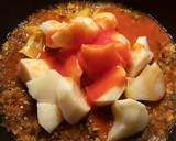 Foto del paso 9 de la receta: Salmonete con patatas, en salsa thai y azafrán