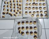 Foto langkah ke 4 dari resep Choco Butter Cookies.