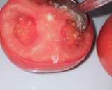 Foto del paso 3 de la receta: Tomates rellenos de carne y verduras con costron de queso