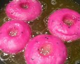 Foto langkah ke 6 dari resep Donat Buah Naga merah.