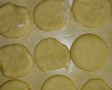 A picture of step 4 of Mandazi.