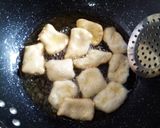 A picture of step 5 of Mandazi.