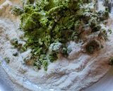 A picture of step 2 of Methi roti.