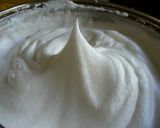 A picture of step 4 of Gentle Flavor...Plain Roll Cake.