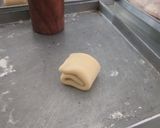 Foto langkah ke 5 dari resep Bolen pisang dan choco cheese roll.