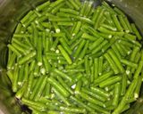 Foto langkah ke 1 dari resep Tumis kuah kacang panjang.