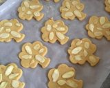 Foto langkah ke 5 dari resep Gingerbread Cookies Liburan (Gluten Free).