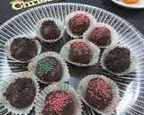 केक पॉपस (Cake pops recipe in hindi) रेसिपी चरण 8 फोटो