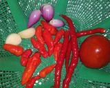 Foto langkah ke 1 dari resep 223. Sambal Tomat.