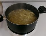 A picture of step 1 of Creamy chicken pasta.