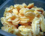 Foto langkah ke 3 dari resep Kuker semprit teflon.