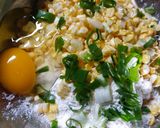 Foto langkah ke 2 dari resep Bakwan Jagung Empuk dan Renyah.