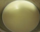 A picture of step 2 of Milky Mini Ice Cream with Jasmine Tea.