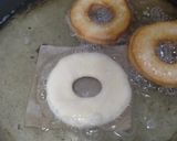 صورة لخطوة 5 من وصفة دونات بأبسط الطرق 🥯😍