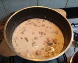 Foto del paso 6 de la receta: Cazuela de pollo al champignon!