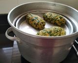 A picture of step 5 of Oats Palak - Methi Muthia.