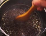A picture of step 3 of Simple Sweet Bean Jelly Paste.
