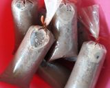 Foto langkah ke 3 dari resep Es lilin coklat.