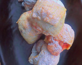 A picture of step 4 of Puffpastry Mallows cube.