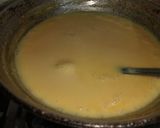 A picture of step 2 of Mango custard.