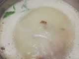 Sopa de picadillo con fideos y picatostes
