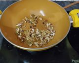 A picture of step 1 of Seviyan Kheer/Vermicelli Kheer.