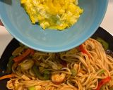 Foto del paso 6 de la receta: Noodles con costilla de cerdo y gambas!🥡🥢
