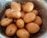 લસણીયા બટાકા (Lasaniya Bataka Recipe In Gujarati) રેસીપી સ્ટેપ1ફોટો